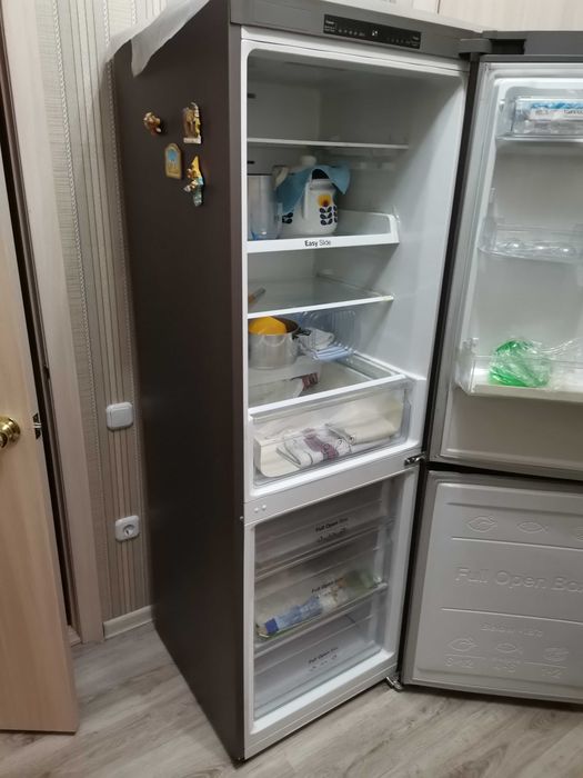 Продам холодильник
