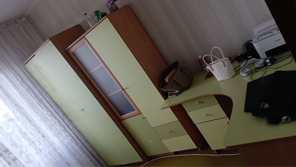 Продам мебель, шкафы кровать стоь