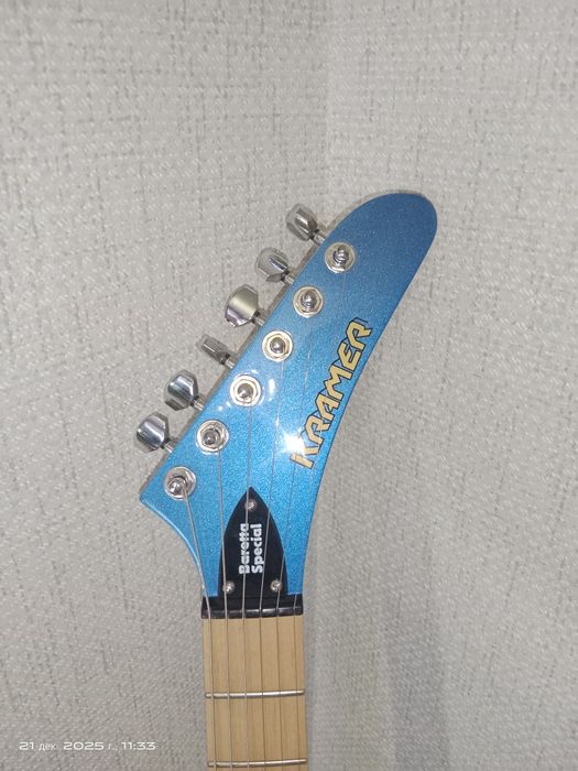 Продам электрогитару Kramer
