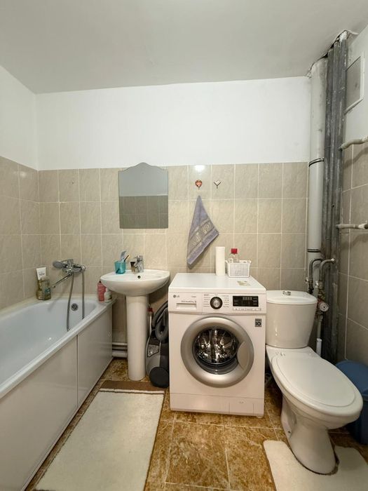 Продаётся 1 ком 37 кв метра