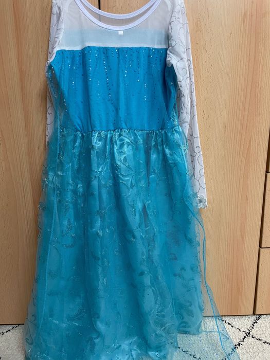 Rochita Frozen Elsa 6 ani 120 cm