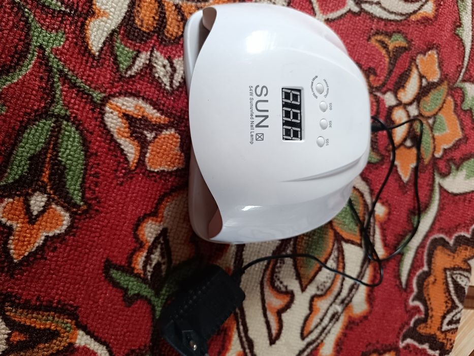 Продам лед лампу б/у