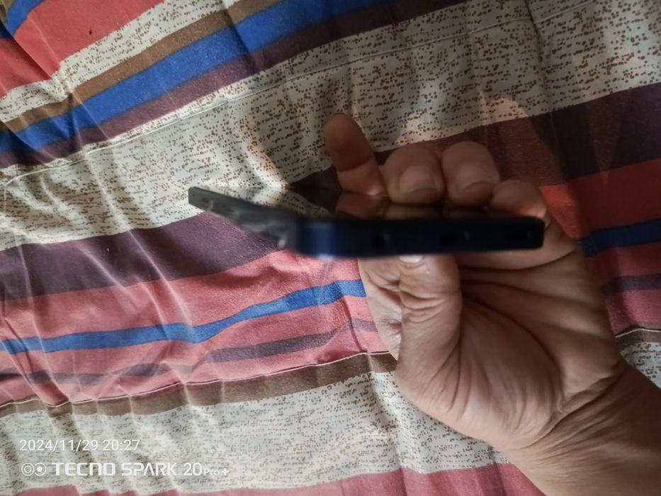 Samsung A 25 новий