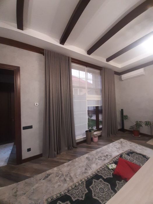 Римские шторы - это элегантно, строго  и оригинально.