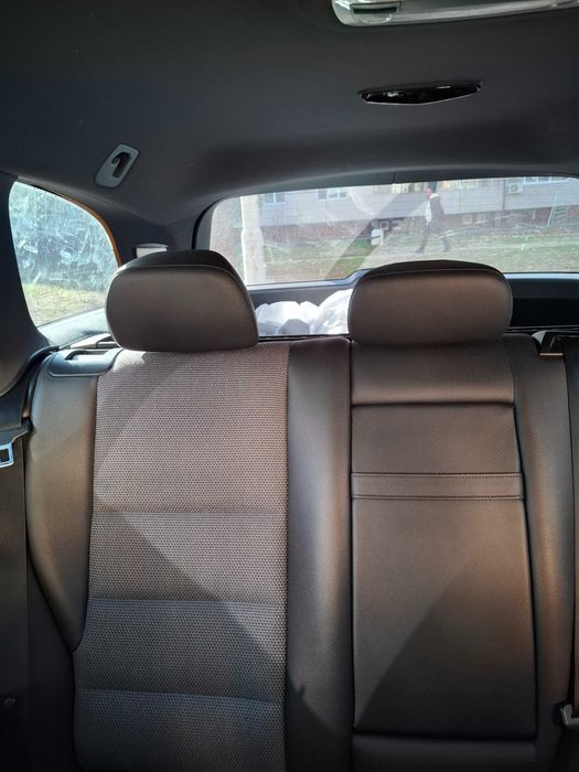 Продавам Mercedes Benz