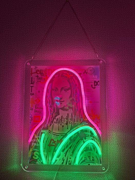 LED подсветка на стену