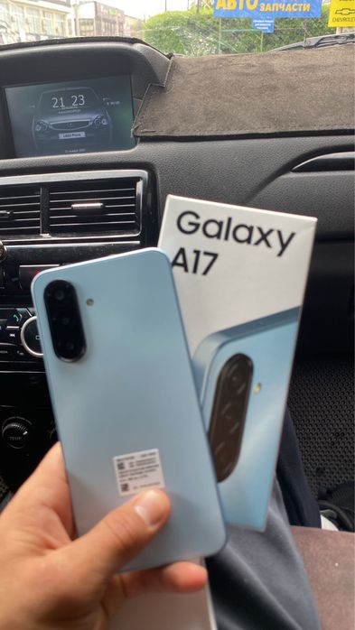 Samsung      A17