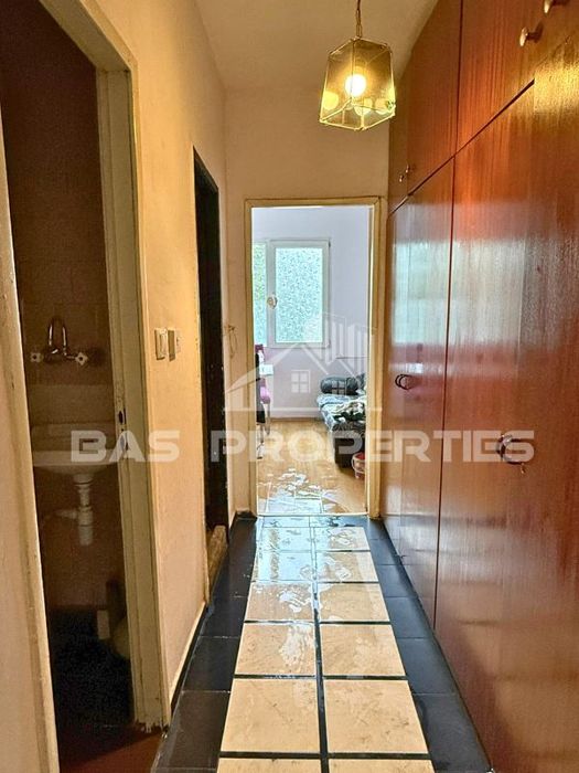 Продава се Тристаен апартамент в София, Света Троица - 103 кв.м за 1748 €/кв.м - Снимка #7