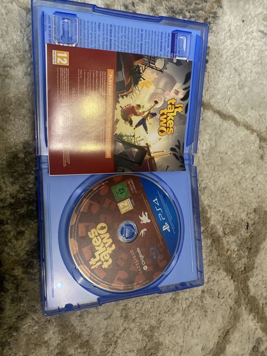 Игра на пс4 диск it takes two