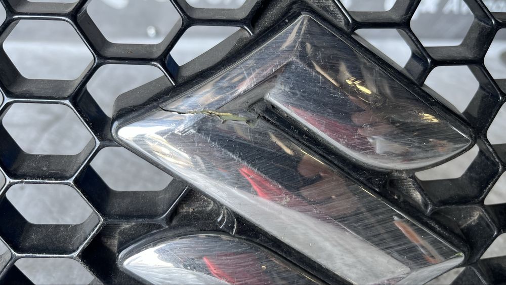 Suzuki SX4 решетка