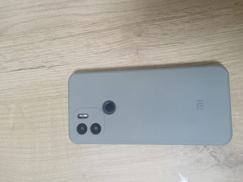 Продам телефон Redmi A2+