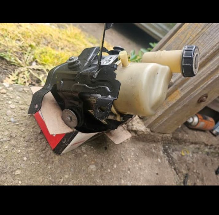 Vand pompa servo logan 2 1.5 dci euro 5