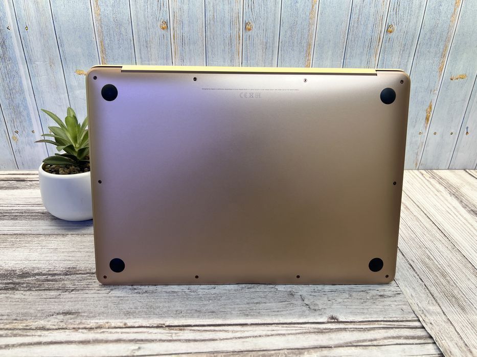 Ноутбук Apple MacBook Air 2020 | M1 | 8GB | 256GB | 100% | 15 циклов