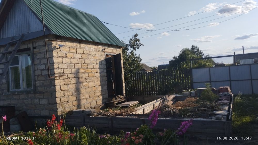 Продам дачу, общество Коммунальник, ходит автобусы23Д