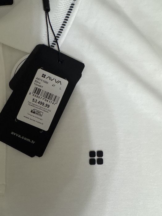 Мужская рубашка от бренда AVVA original