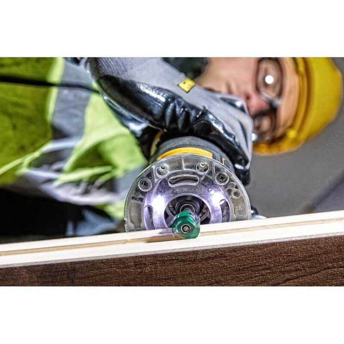Оберфреза DeWALT DCW604NT, 18V, 8mm