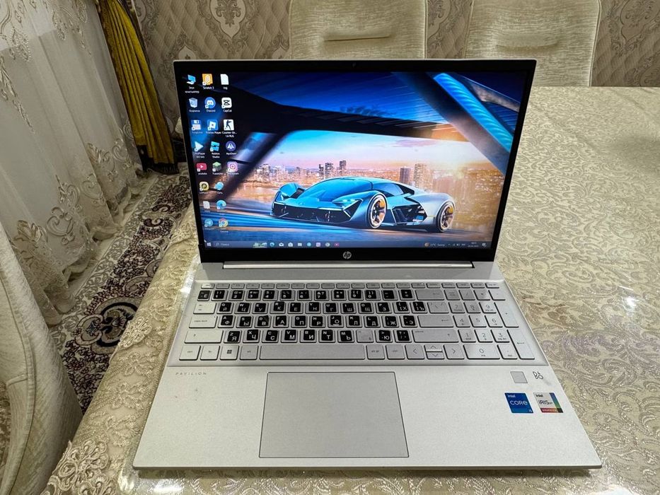 HP ноутбук, Intel Core i5-13350, корпусида озгина шикасти бор