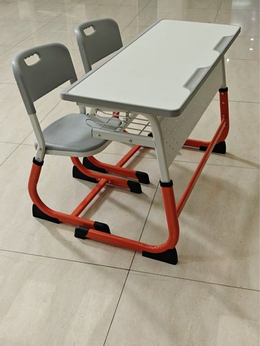 Парта школьная двухместная в комплекте