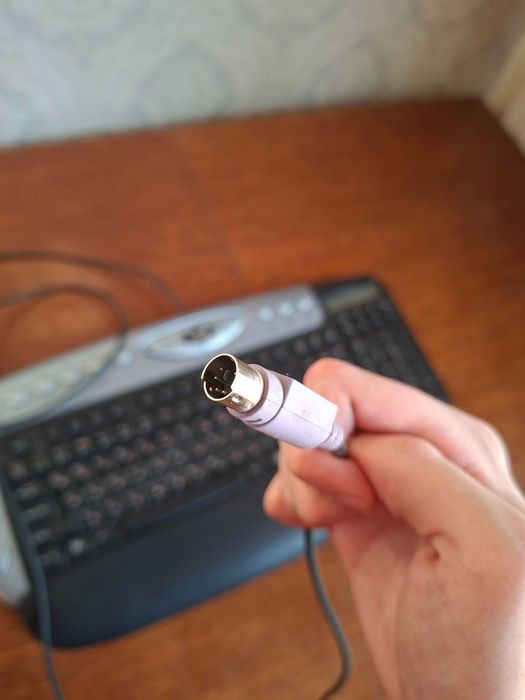 Клавиатура Genius K641