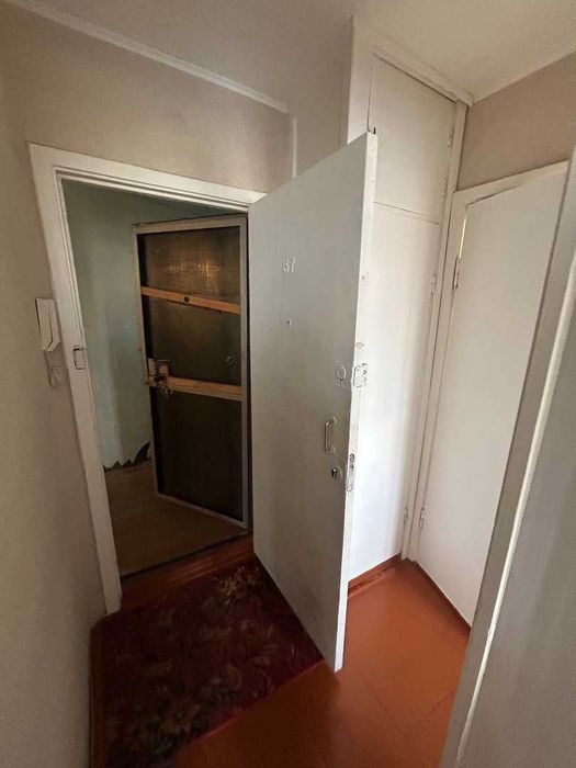 Продам 1 комнатную квартиру