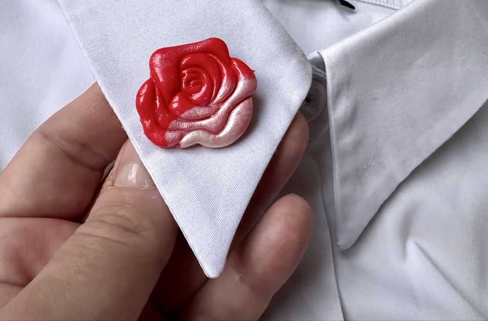 Broșe-Mărțișor handmade din lut polimeric