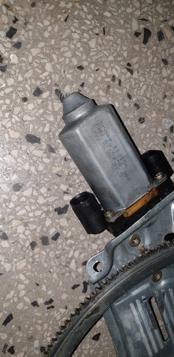 Машинки за BMW 318IS гуми за е60