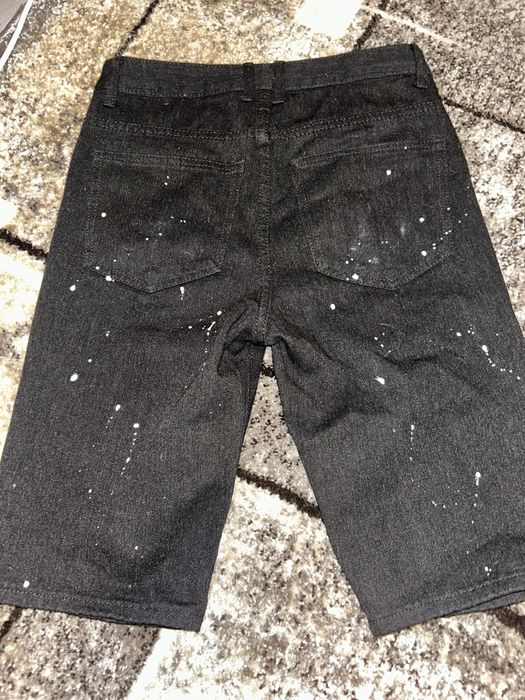 blugi scurti rupti splattered