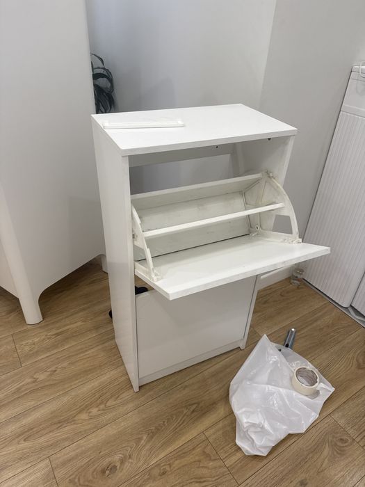 Распашной шкаф IKEA