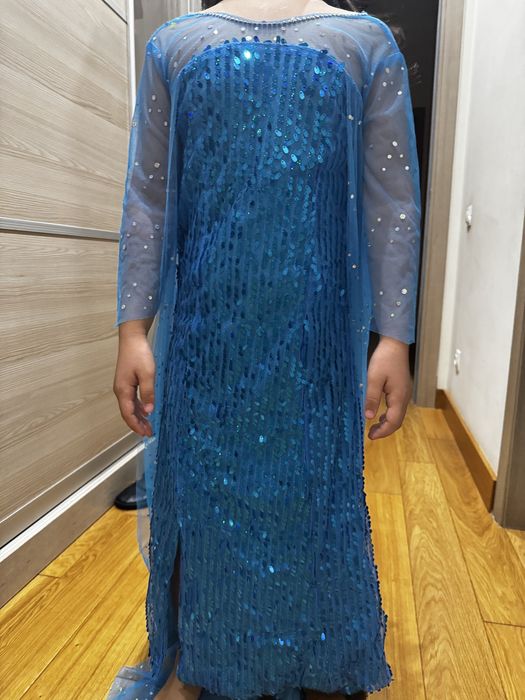 Платье Эльзы на 5-7 лет