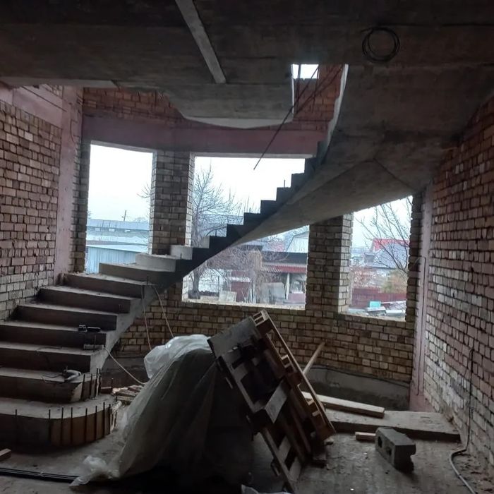 Лестница бетонная