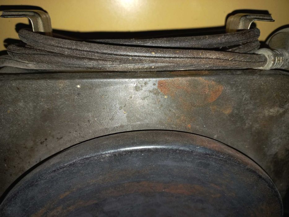 Электроплитка  на запчасти / СССР / Нерабочая