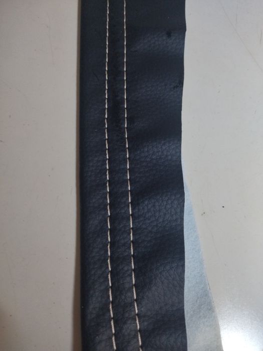 Професионална двуиглова шевна машина