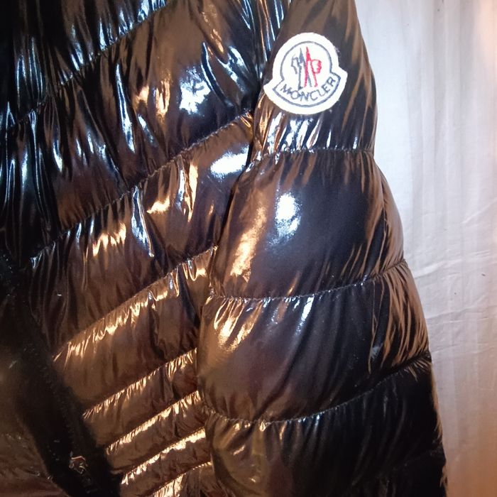Geaca de dama lungă  moncler originala Nr 4(M-L)
