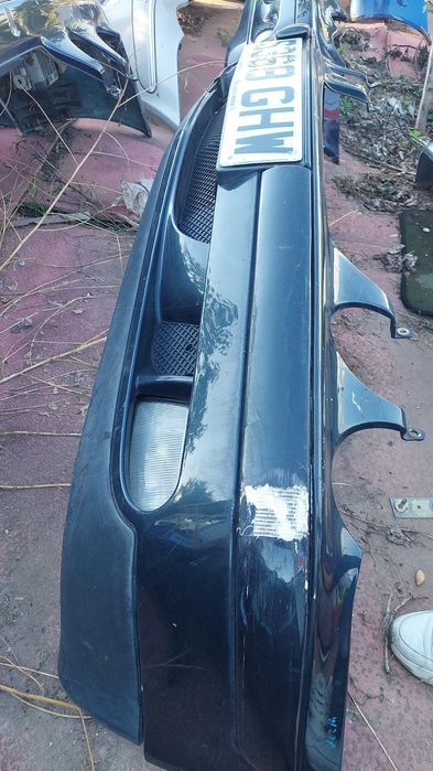 Преднa броня Mercedes Clk 208