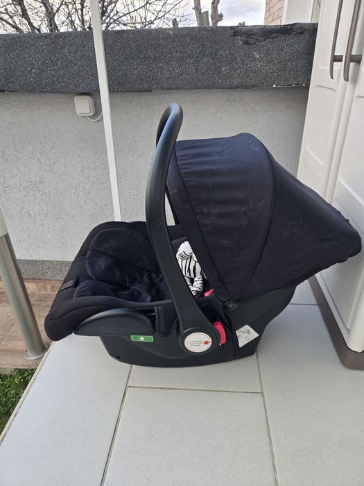 Кош за кола за бебе