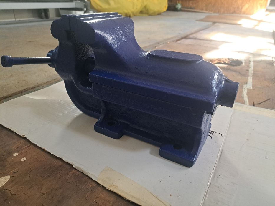 Продавам менгеме