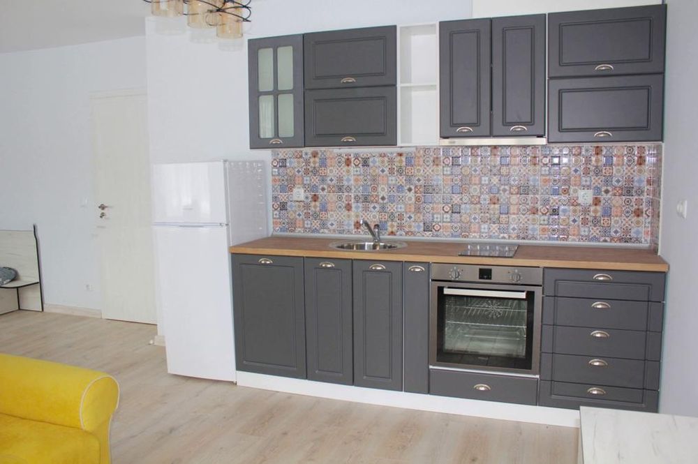 Дава се под наем Едностаен апартамент в София, Карпузица - 60 кв.м за 475 € - Снимка #1