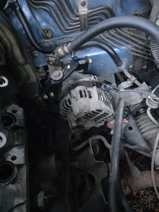 Алтернатор за Mitsubishi Carisma 2004 година 1,8 GDI