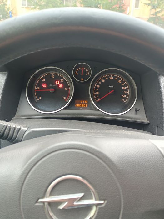 Opel Astra h 2005 1.9 CDTI 150 CAI