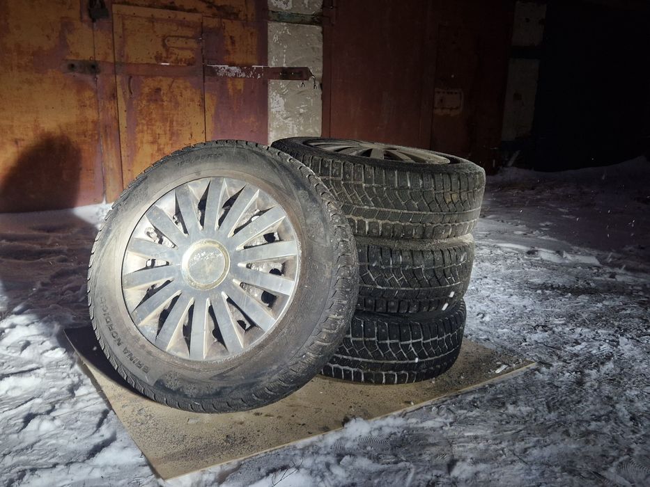 Продам зимние колеса