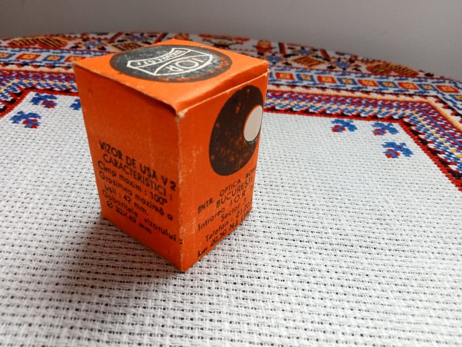 Vizor vechi Romanesc fabricat la IOR București, de colectie