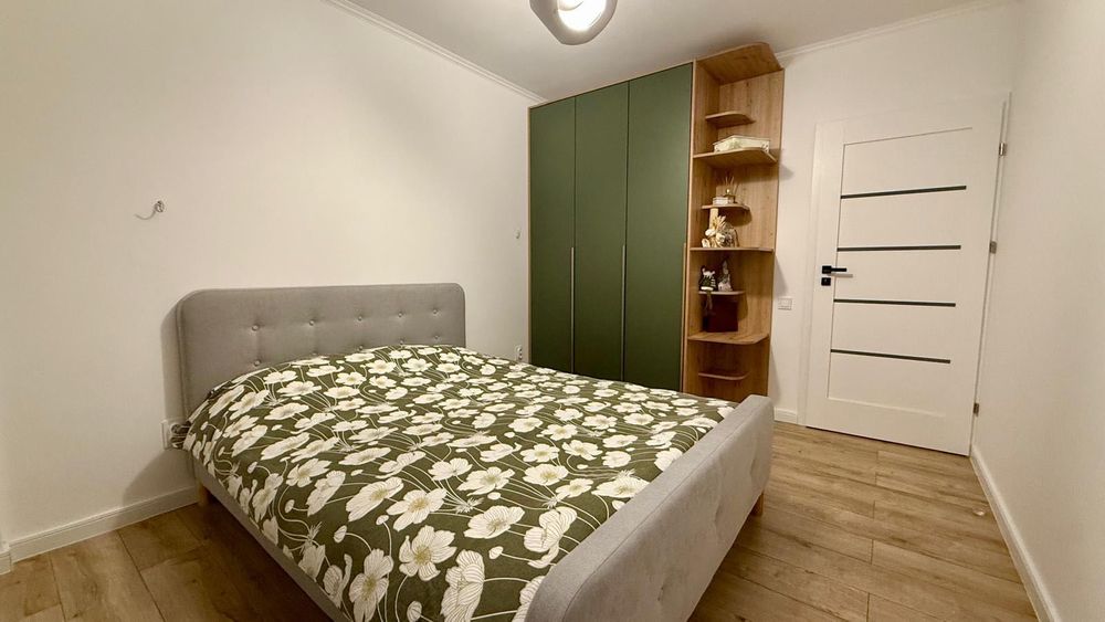 PF vând apartament 3 camere, 2 băi, 72 mp utili, 2 balcoane, Zona Stejarului