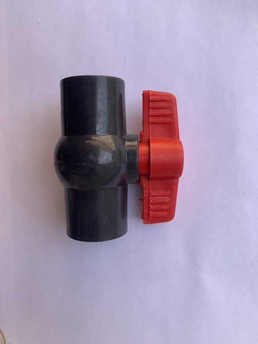 Продам новые муфты, отводы, тройники, заглушки D50, краны шаровыеDN20.
