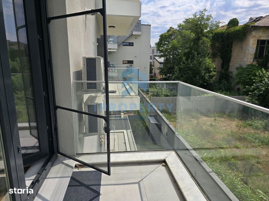 Alongside Unirii 2 camere cu balcon si prox. metrou