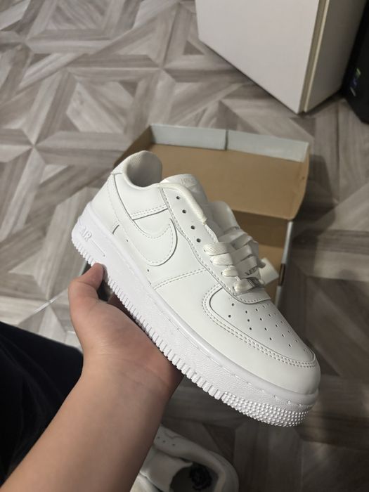 Air force 1 withe