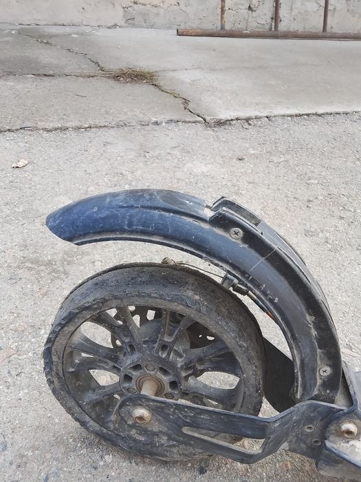 Продам самокат..