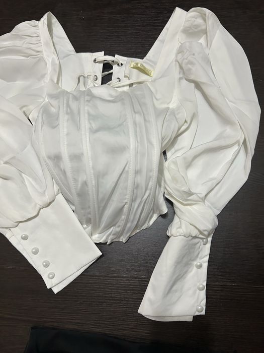 Блузка с корсетом