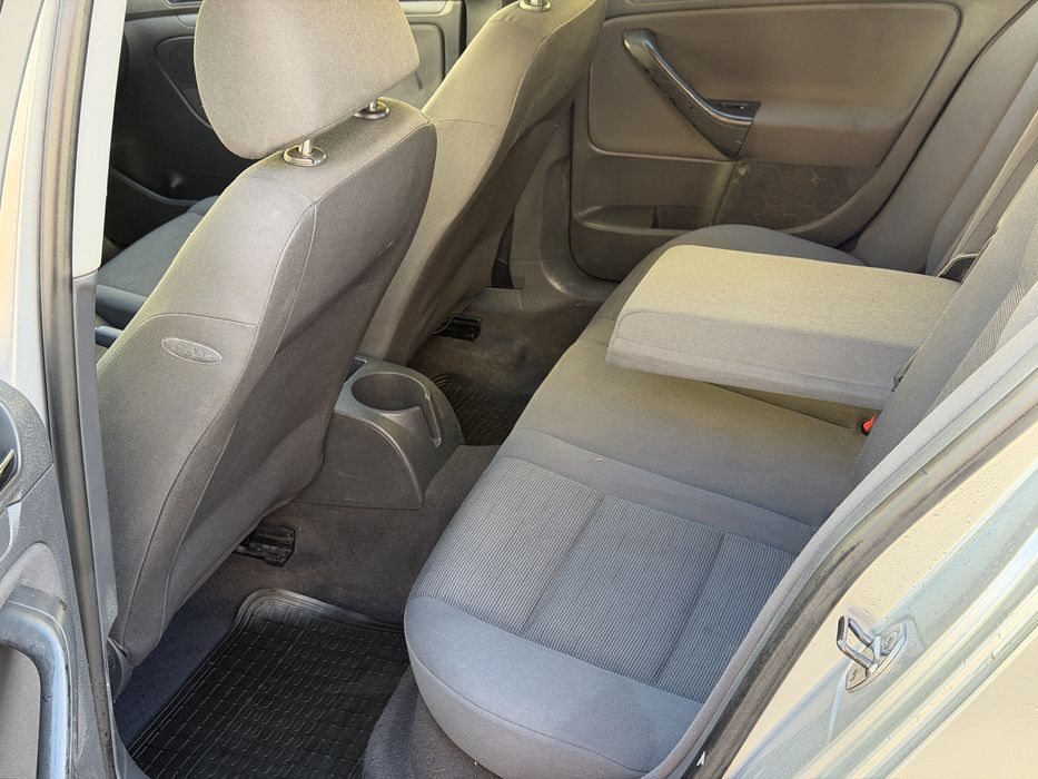 Vw Golf 5 benzina 1.4 / impecabila/ Manuala/