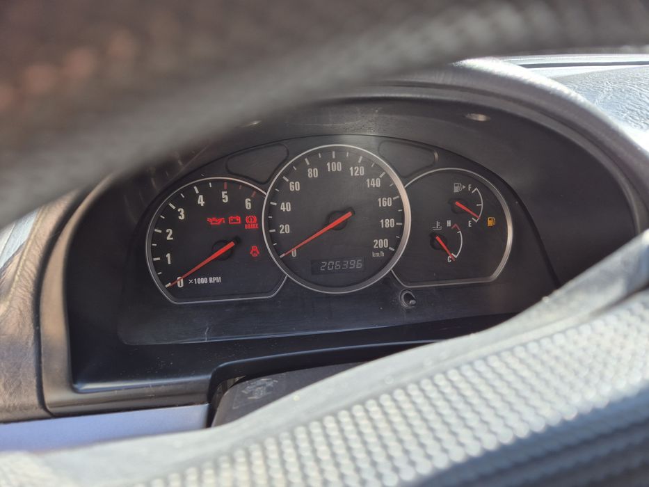 Vând Suzuki Grand Vitara