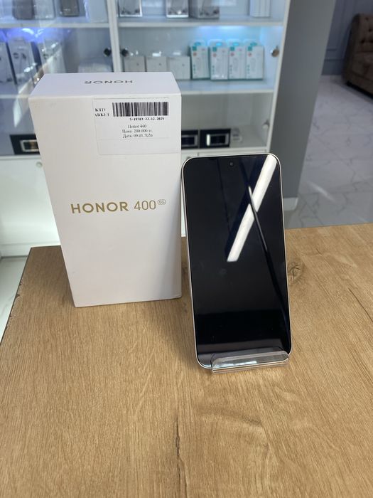 Honor 400  рассрочка 0-0-12